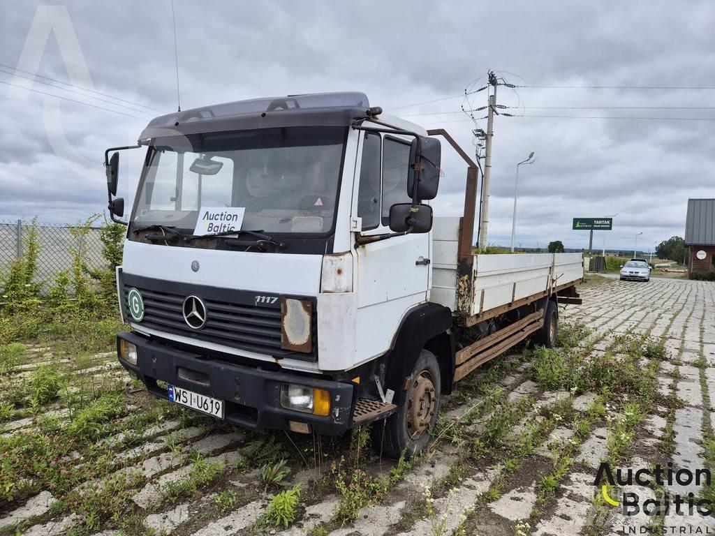 Mercedes-Benz 1117 Camioane platforma/prelata