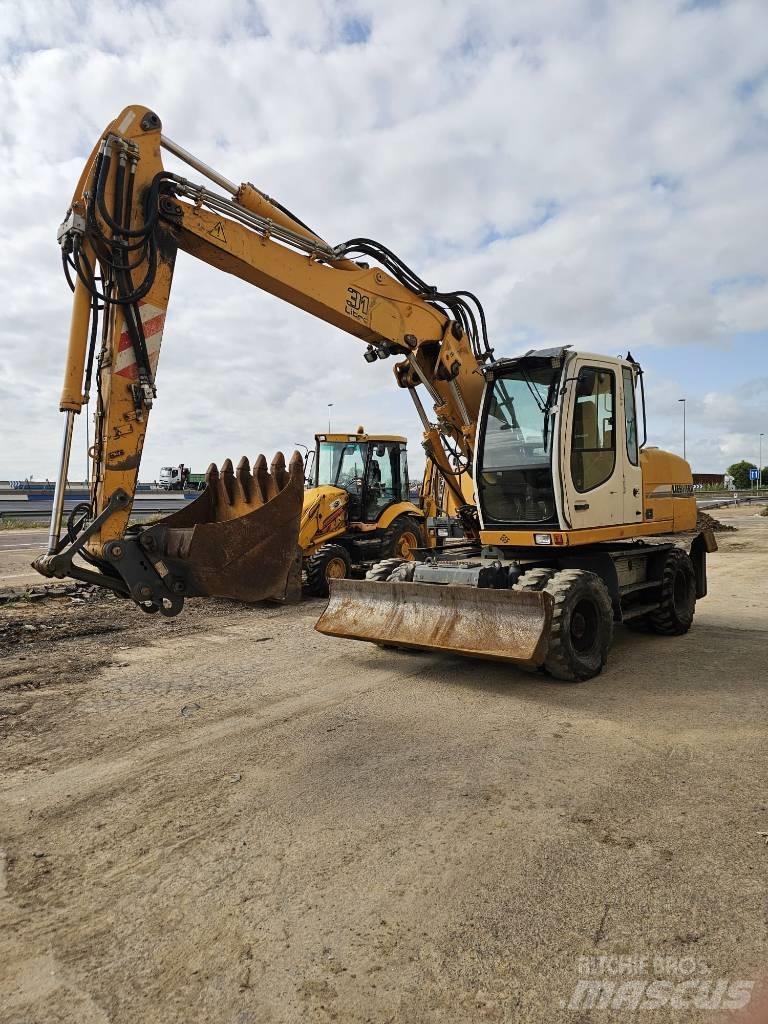 Liebherr 314 Excavatoare cu roti