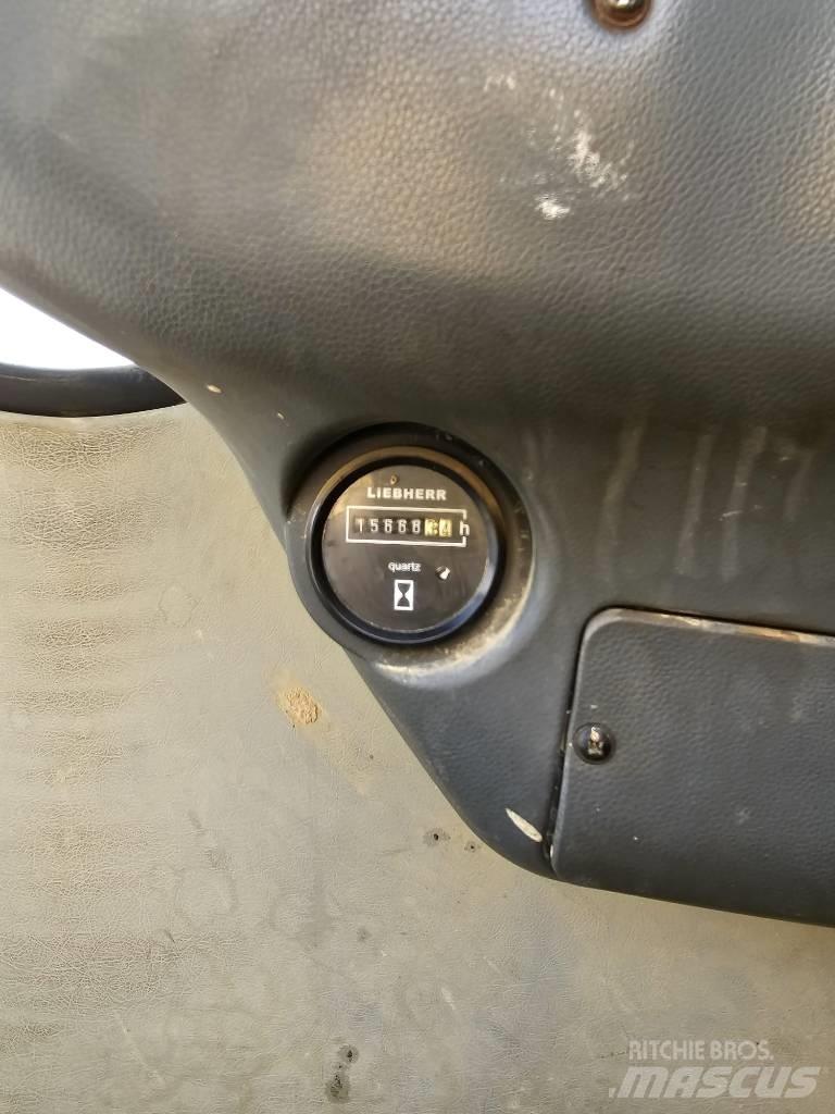 Liebherr 314 Excavatoare cu roti