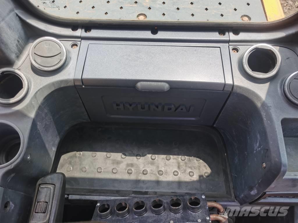 Hyundai R305LC-9T Excavatoare pe șenile
