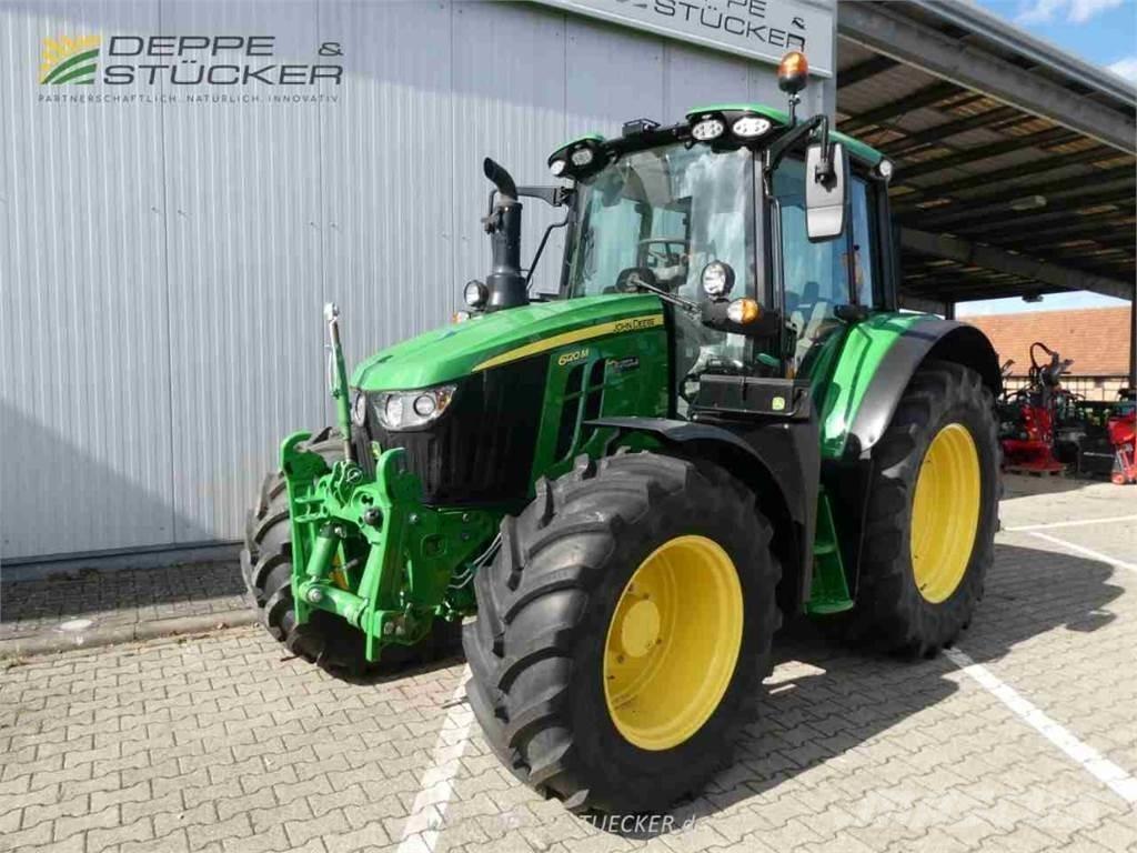 John Deere 6120M Tractoare