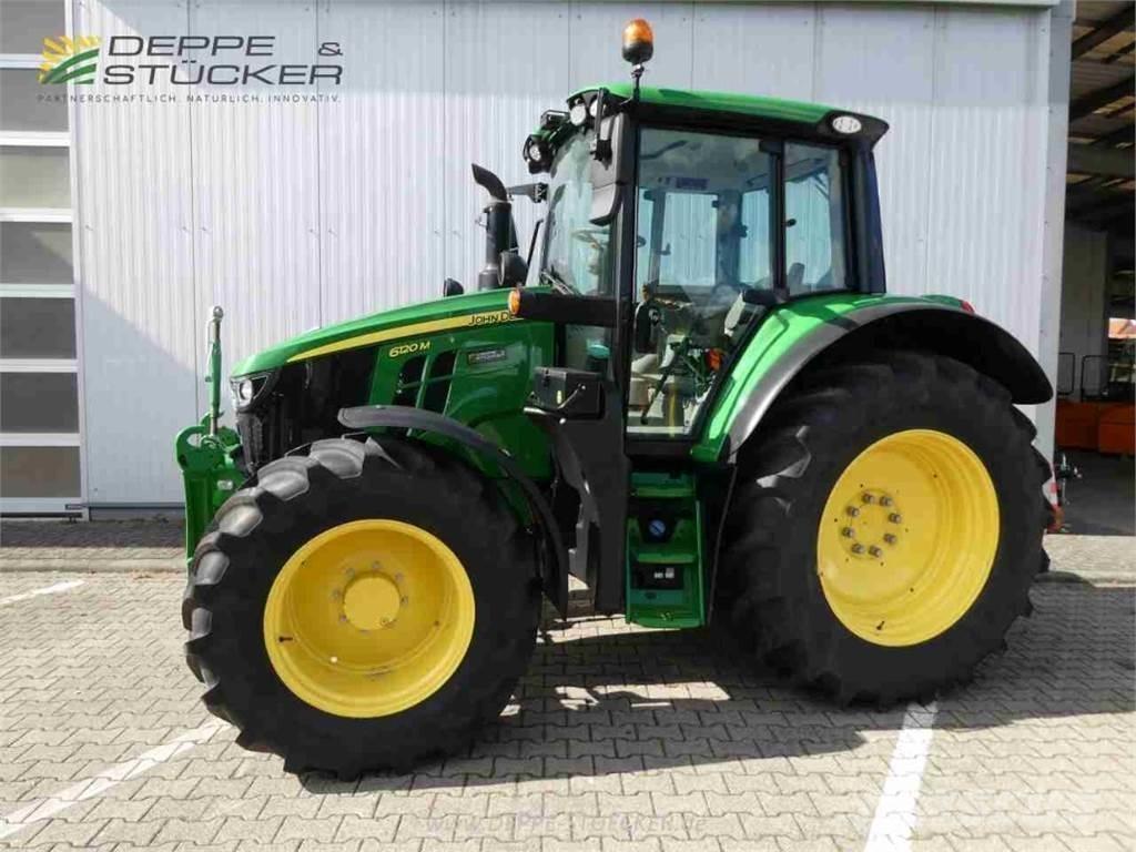 John Deere 6120M Tractoare