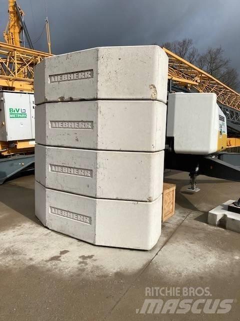 Liebherr L1-24 Macarale turn