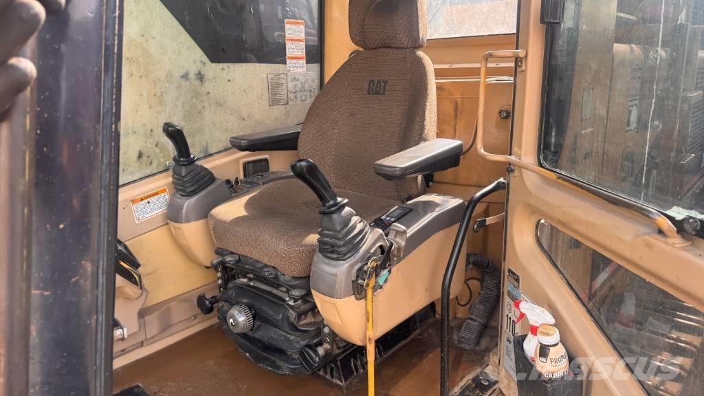 CAT 365 B L II Excavatoare pe șenile
