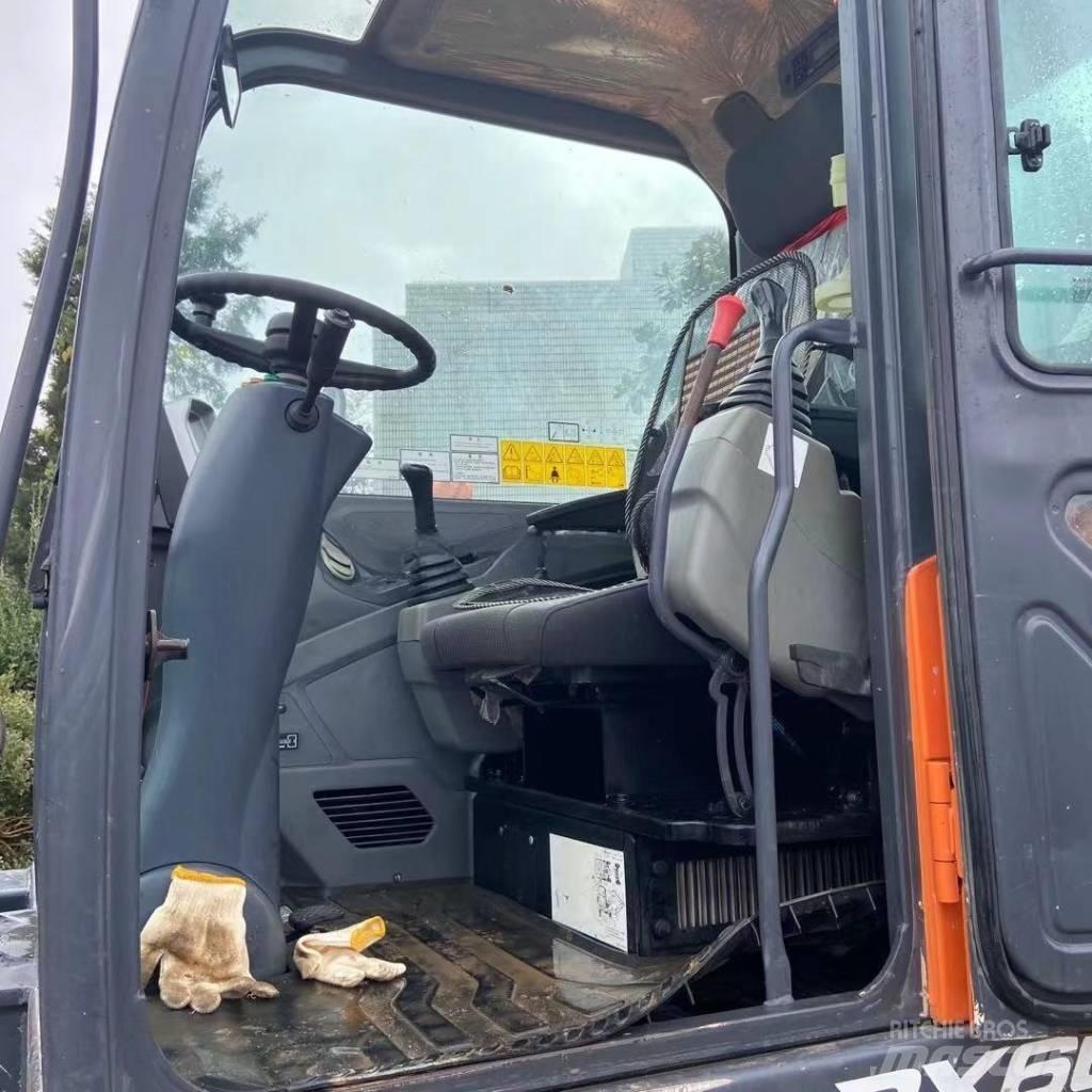 Doosan DX60W Excavatoare cu roti