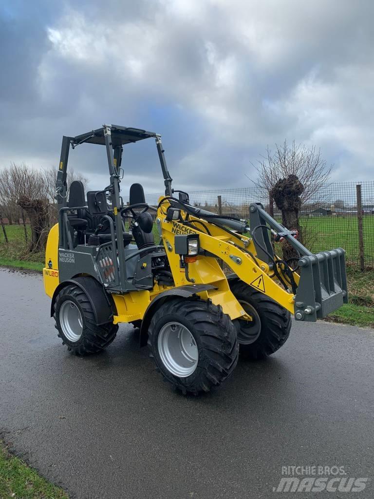 Wacker Neuson WL20 Incarcator pe pneuri