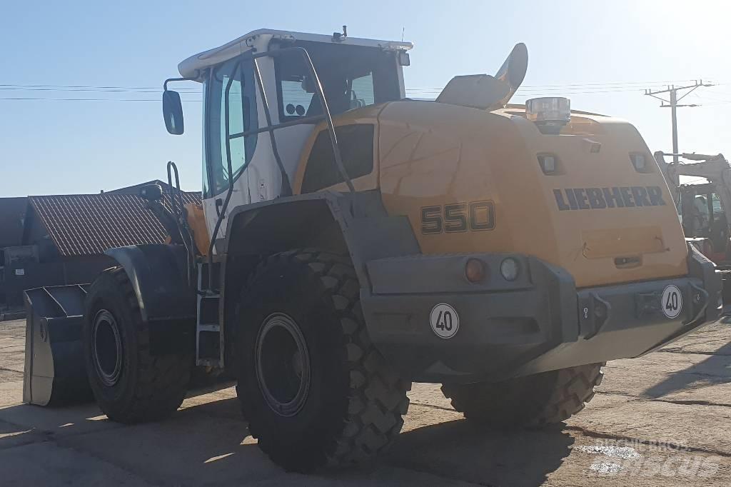 Liebherr L 550 Incarcator pe pneuri