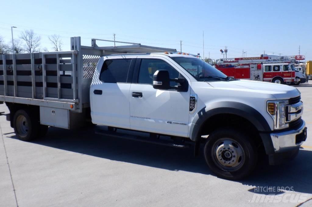 Ford F 550 XLT SD Camioane platforma/prelata