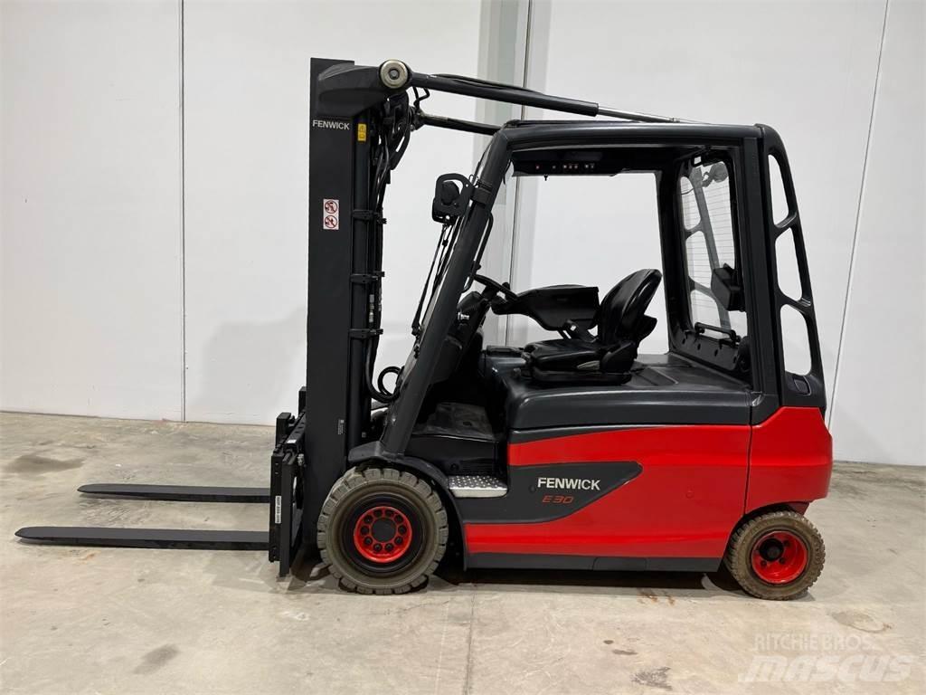 Linde E30L 01 Stivuitor electric