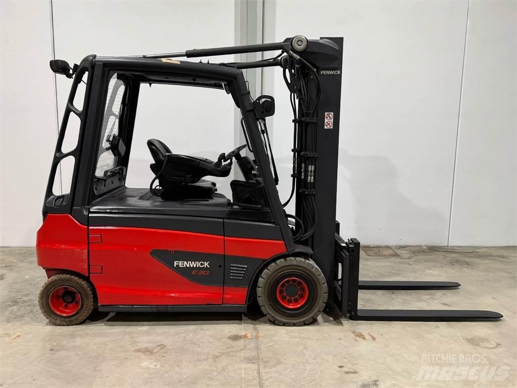 Linde E30L 01 Stivuitor electric