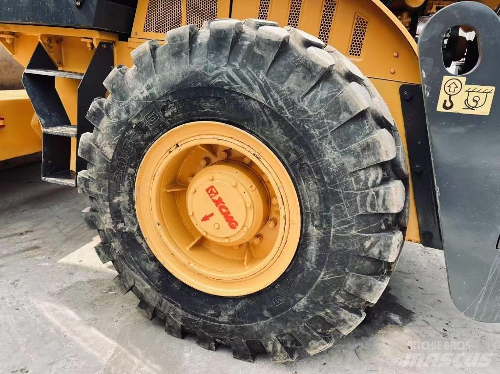 XCMG XS 223 J Compactoare monocilindrice