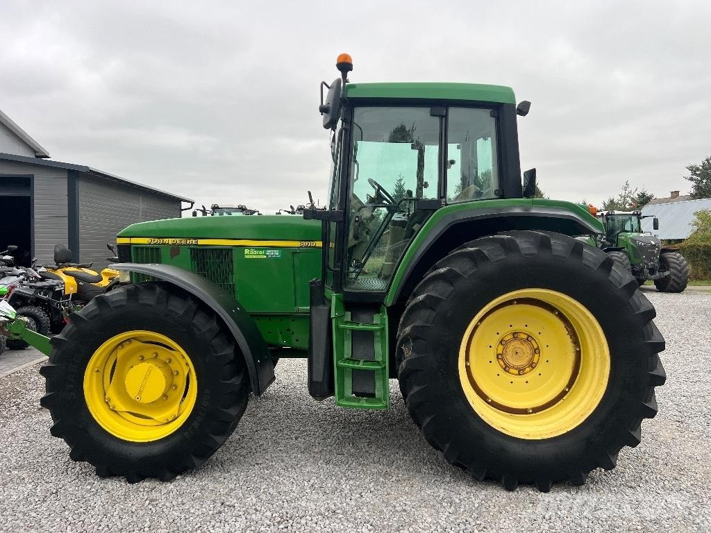 John Deere 6910 Tractoare