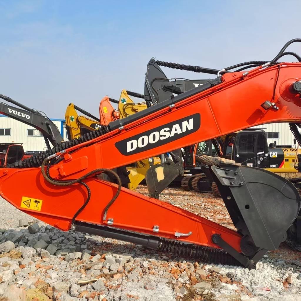 Doosan DX 225 LC Mini excavatoare < 7t
