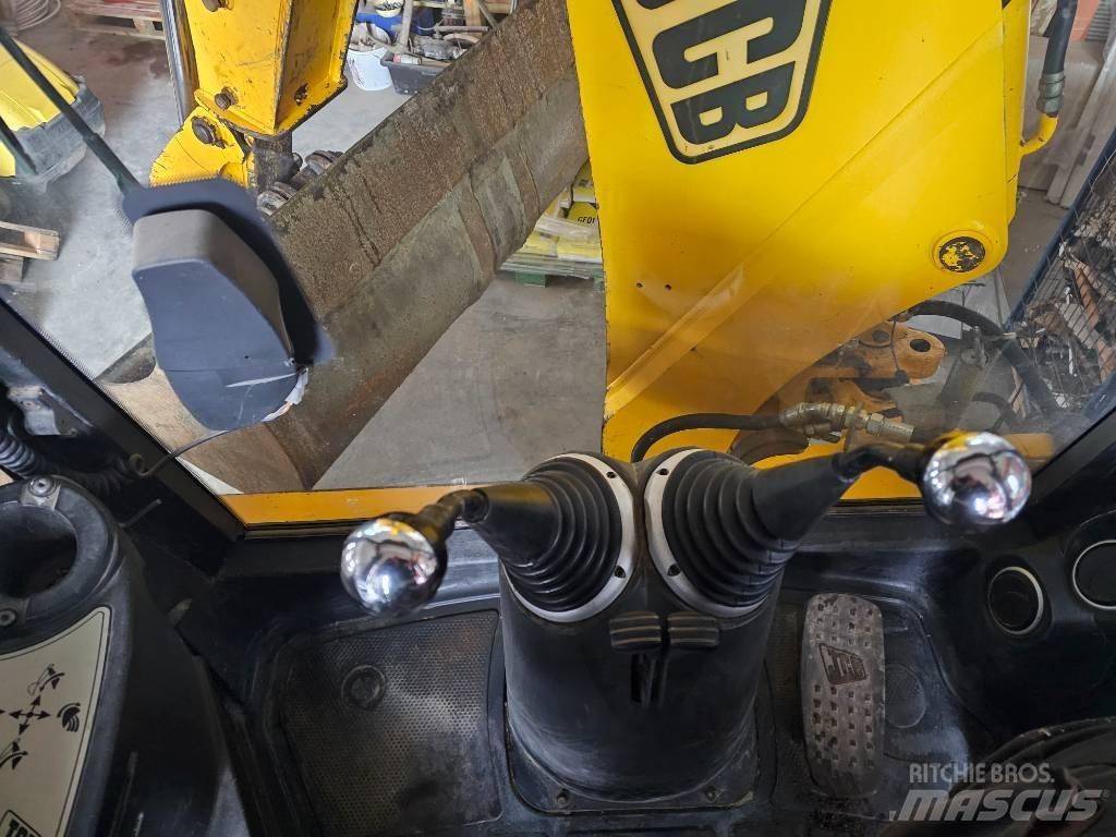 JCB 4 CX Buldoexcavatoare