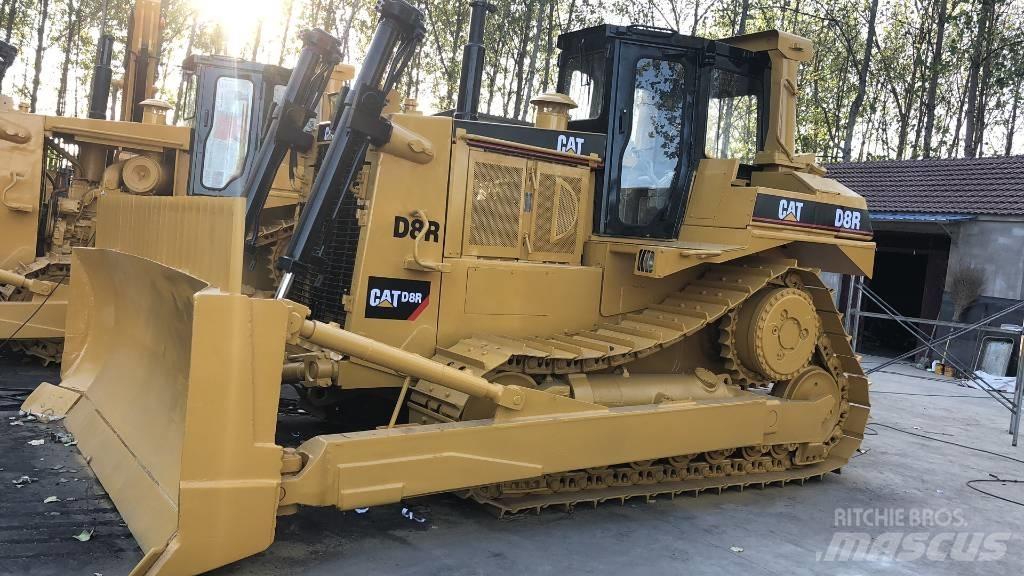 CAT D8R Buldozere pe senile