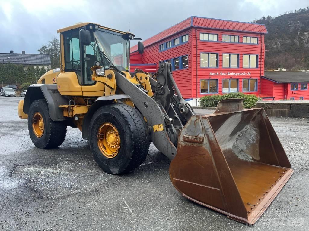 Volvo L 90 G Incarcator pe pneuri