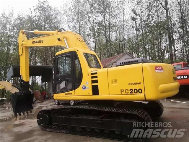 Komatsu PC 200-6 Excavatoare pe șenile
