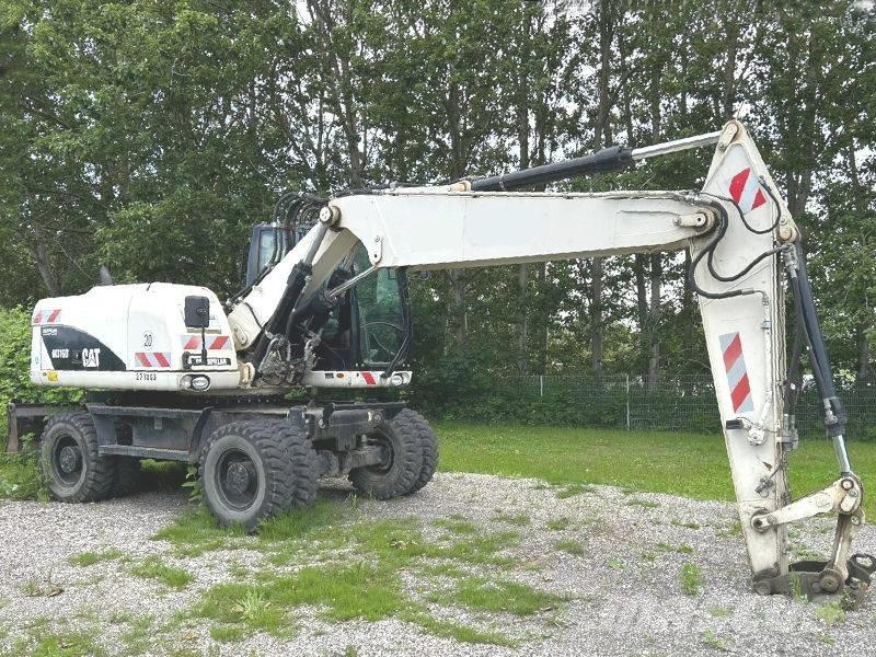 CAT M 316 D Excavatoare cu roti