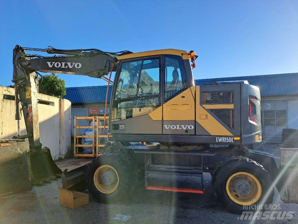 Volvo EWR150E Excavatoare cu roti