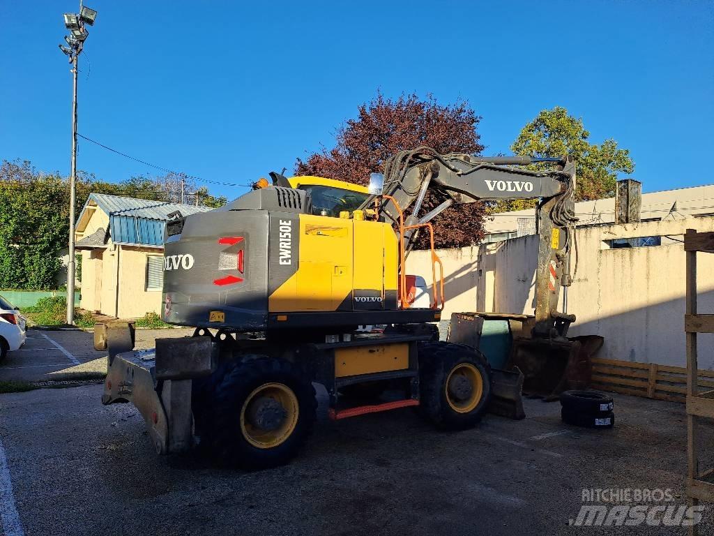 Volvo EWR150E Excavatoare cu roti