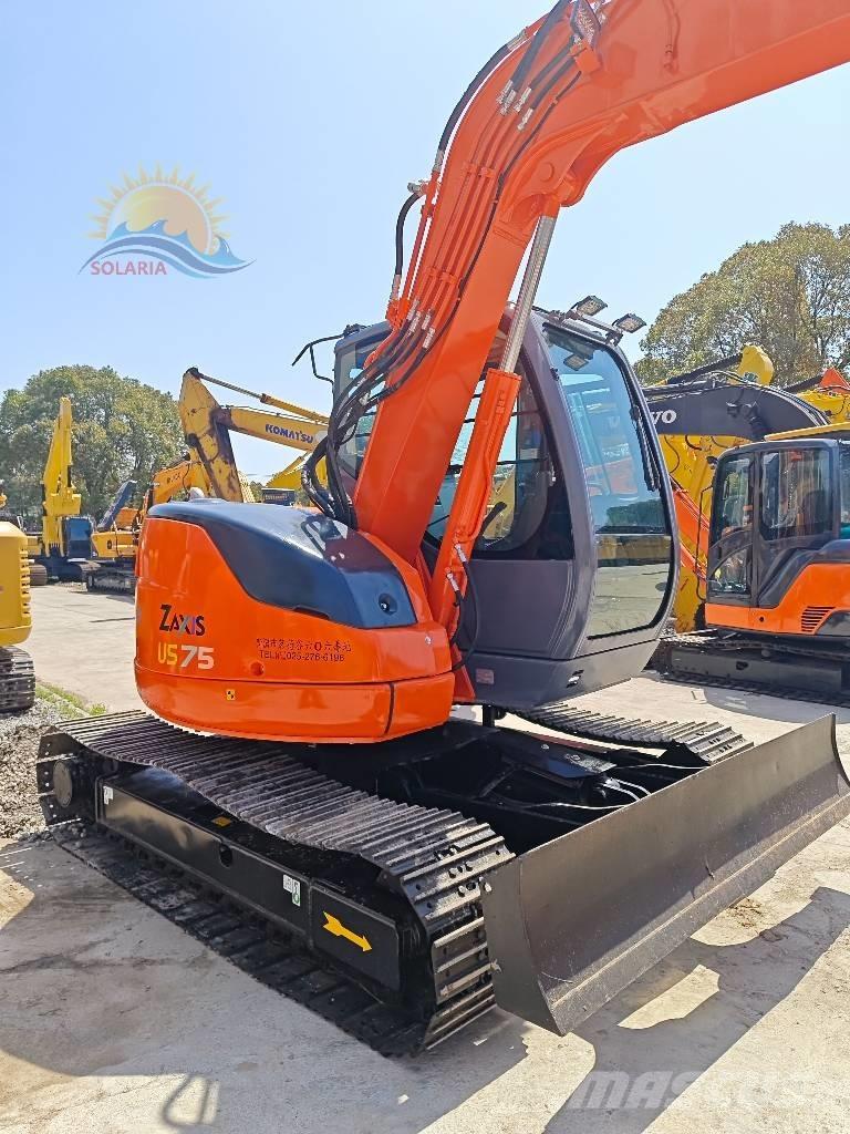Hitachi ZX 75 Excavatoare 7t - 12t