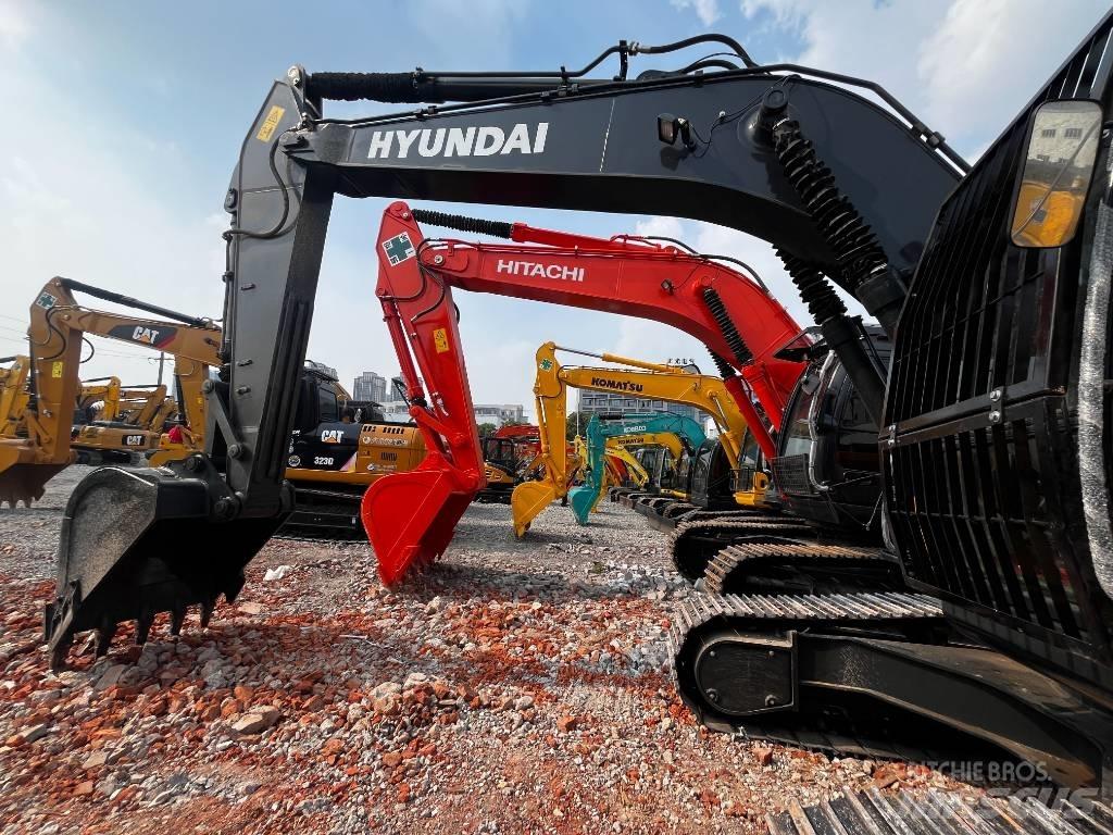 Hyundai HX 220 Excavatoare pe șenile
