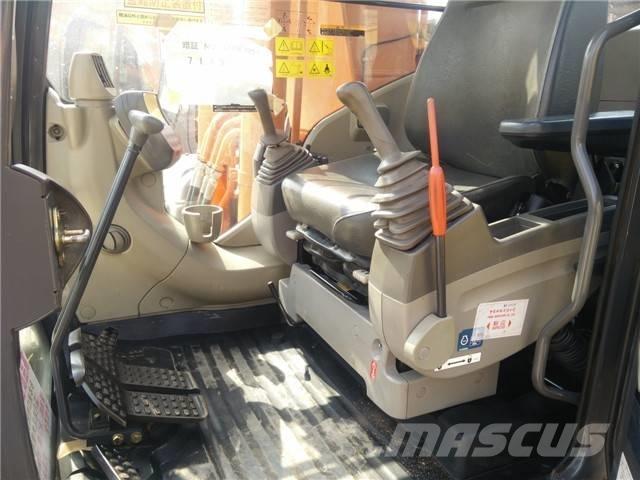 Hitachi ZX 200 Excavatoare pe șenile
