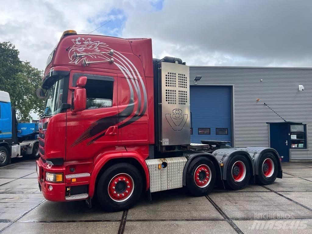 Scania R580 8x4 Autotractoare
