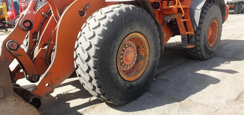 Volvo L 90 E Incarcator pe pneuri