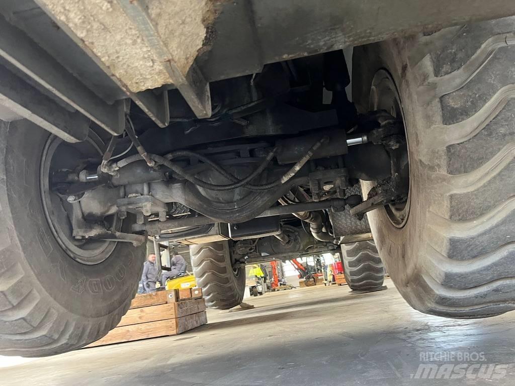 Terex PPM A 600 Macara teren accidentat