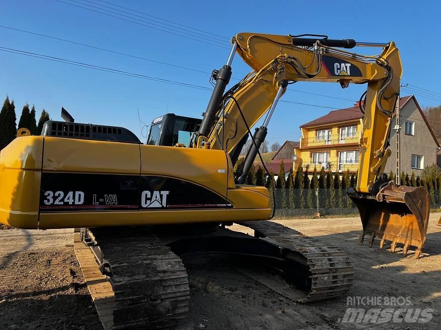 CAT 324 D Excavatoare pe șenile
