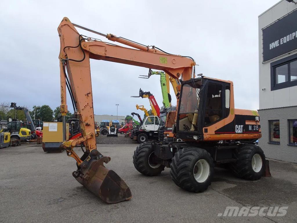 CAT M315 Excavatoare cu roti