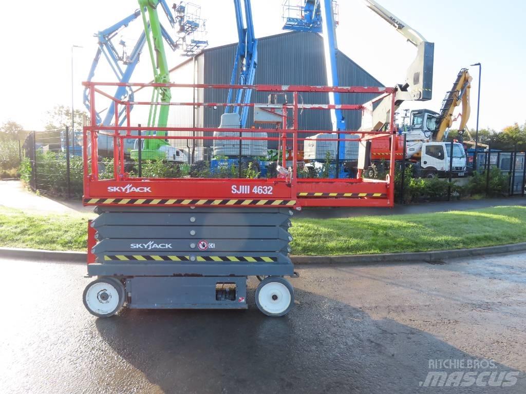 SkyJack SJ III 4632 Platforme foarfeca
