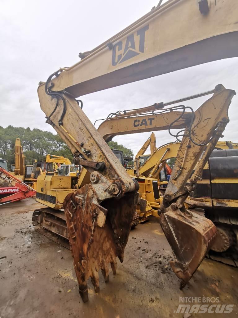 CAT E70B Excavatoare pe șenile
