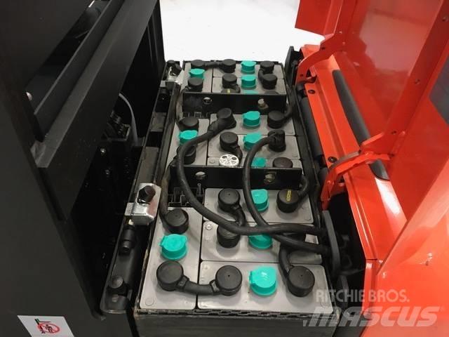 Toyota OSE 100 W Stivuitoare de micã inaltime pentu logistica