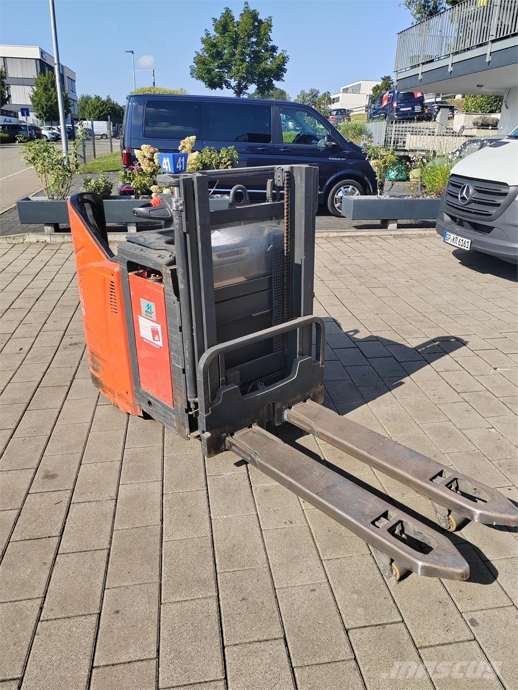 Linde L12 LHP SP Transpaleti autopropulsanti