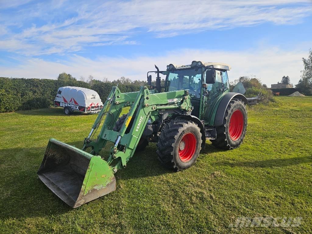 Fendt 211 Vario Tractoare