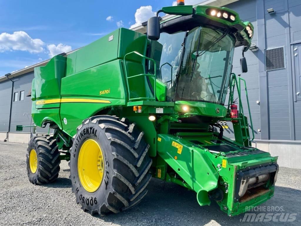John Deere S 670 i Combine de secerat