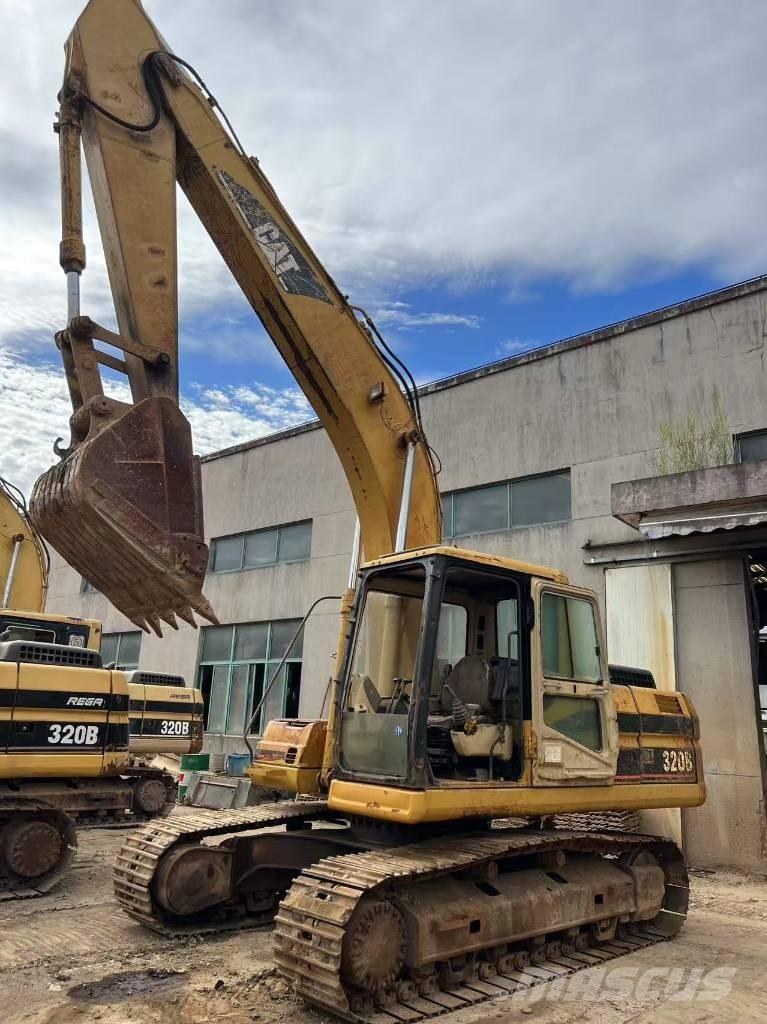 CAT 320 B L Excavatoare pe șenile

