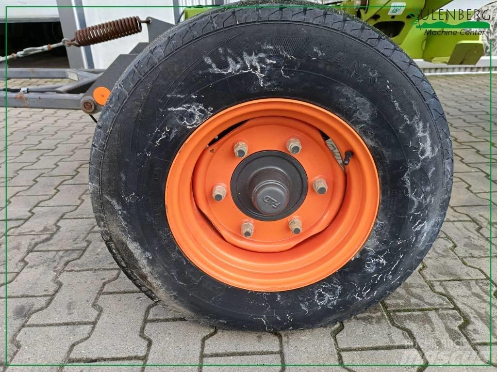 CLAAS Vario 900 Combine capete pentru culegatoare