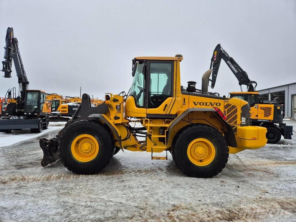 Volvo L 90 F Incarcator pe pneuri