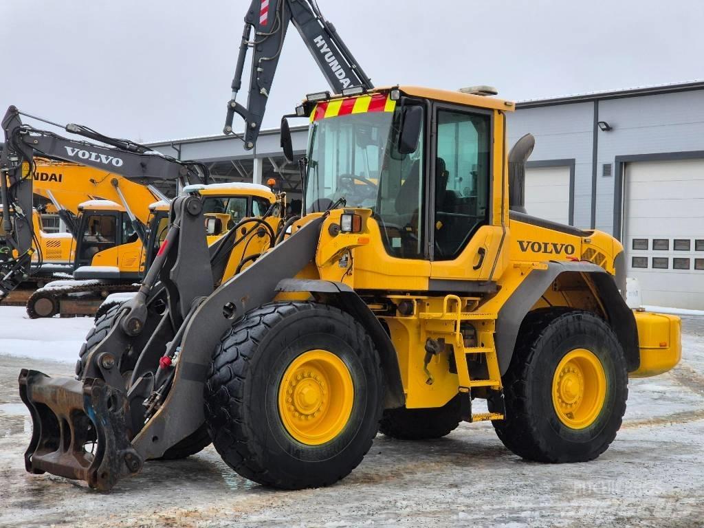 Volvo L 90 F Incarcator pe pneuri