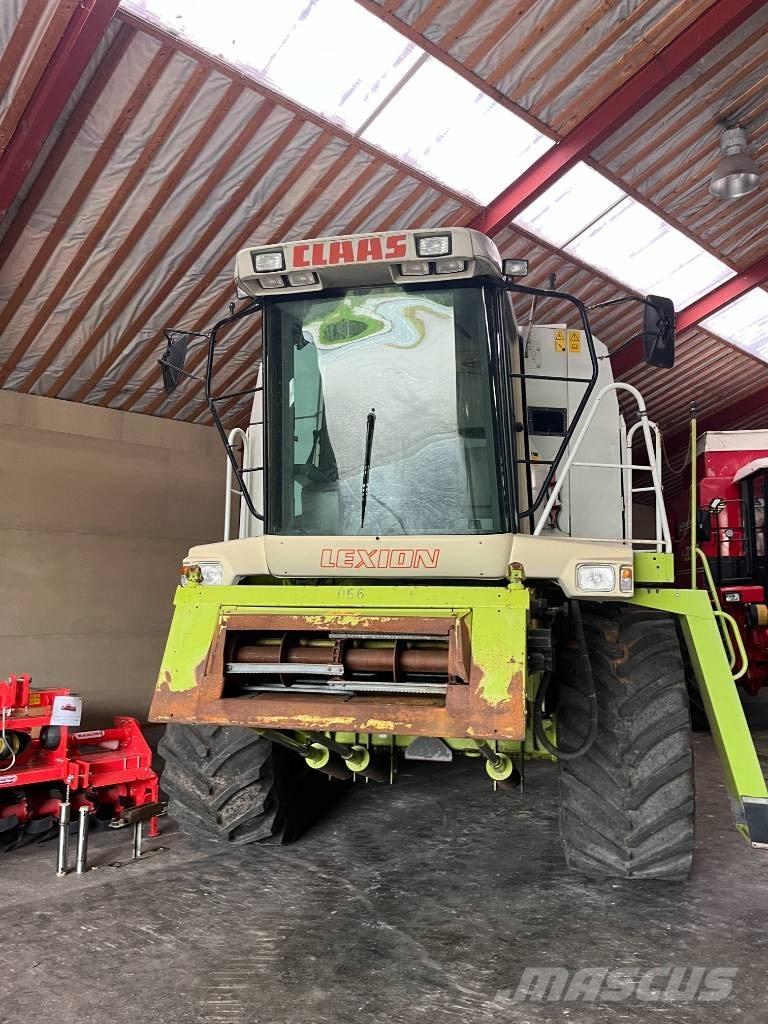 CLAAS LEXION 420 Combine de secerat