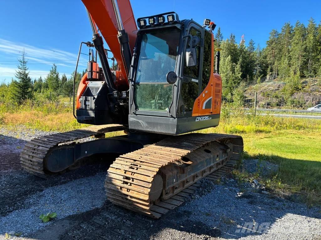 Doosan DX 235 LCR-5 Excavatoare pe șenile
