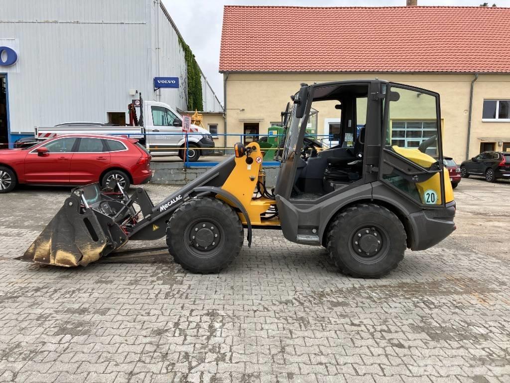 Mecalac AX 700 Incarcator pe pneuri