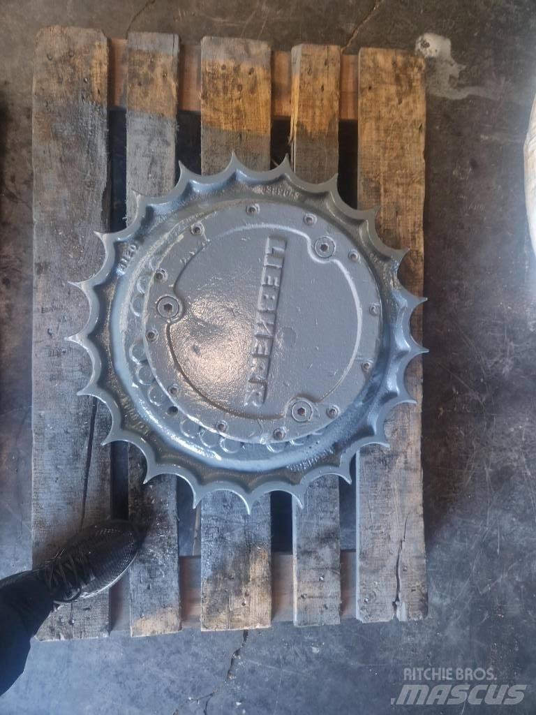 Liebherr FAT350 P022 Axe