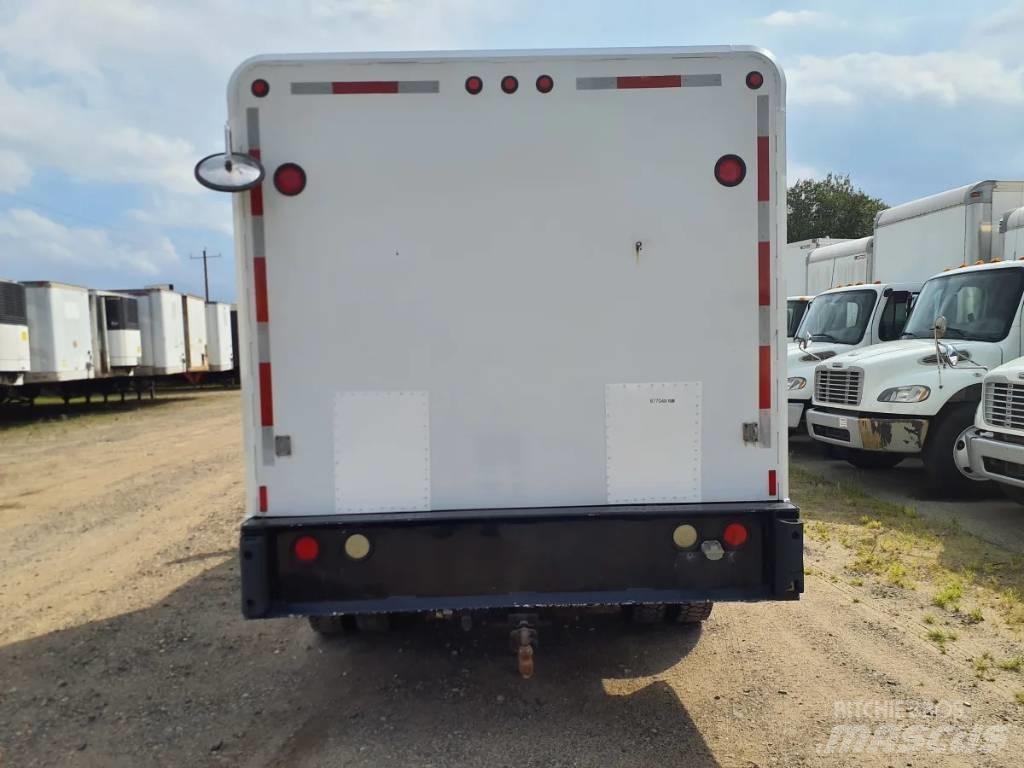 Ford F 550 Camioane transport bauturi
