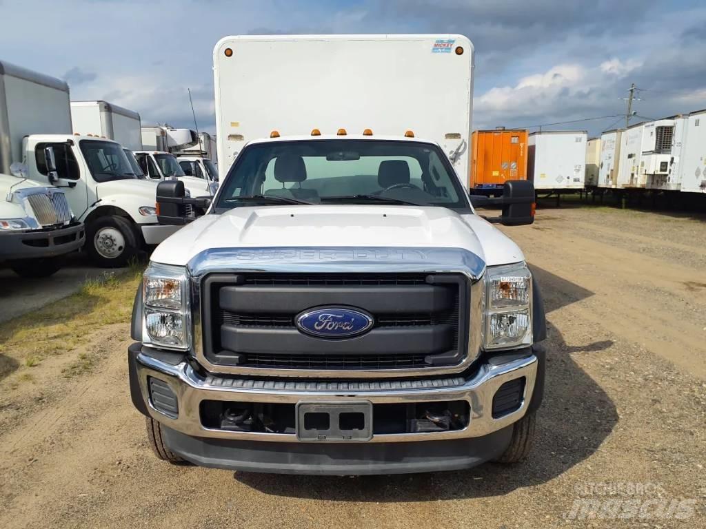 Ford F 550 Camioane transport bauturi