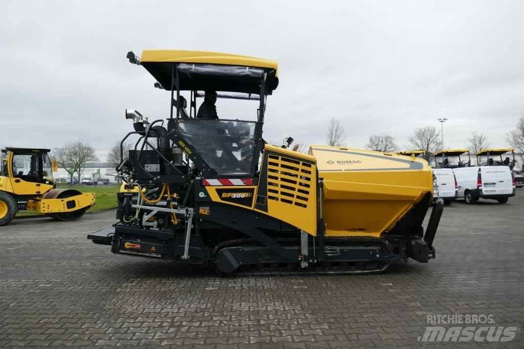 Bomag BF 300 C-2 Mica masina  de productie de bitum
