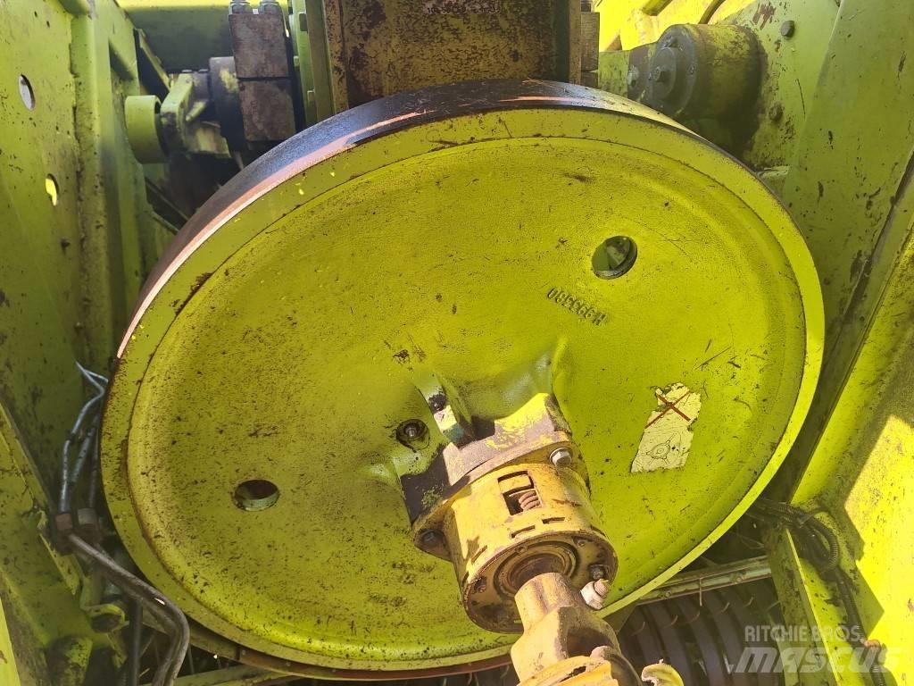 CLAAS Quadrant 1200 Baler dreptunghiular